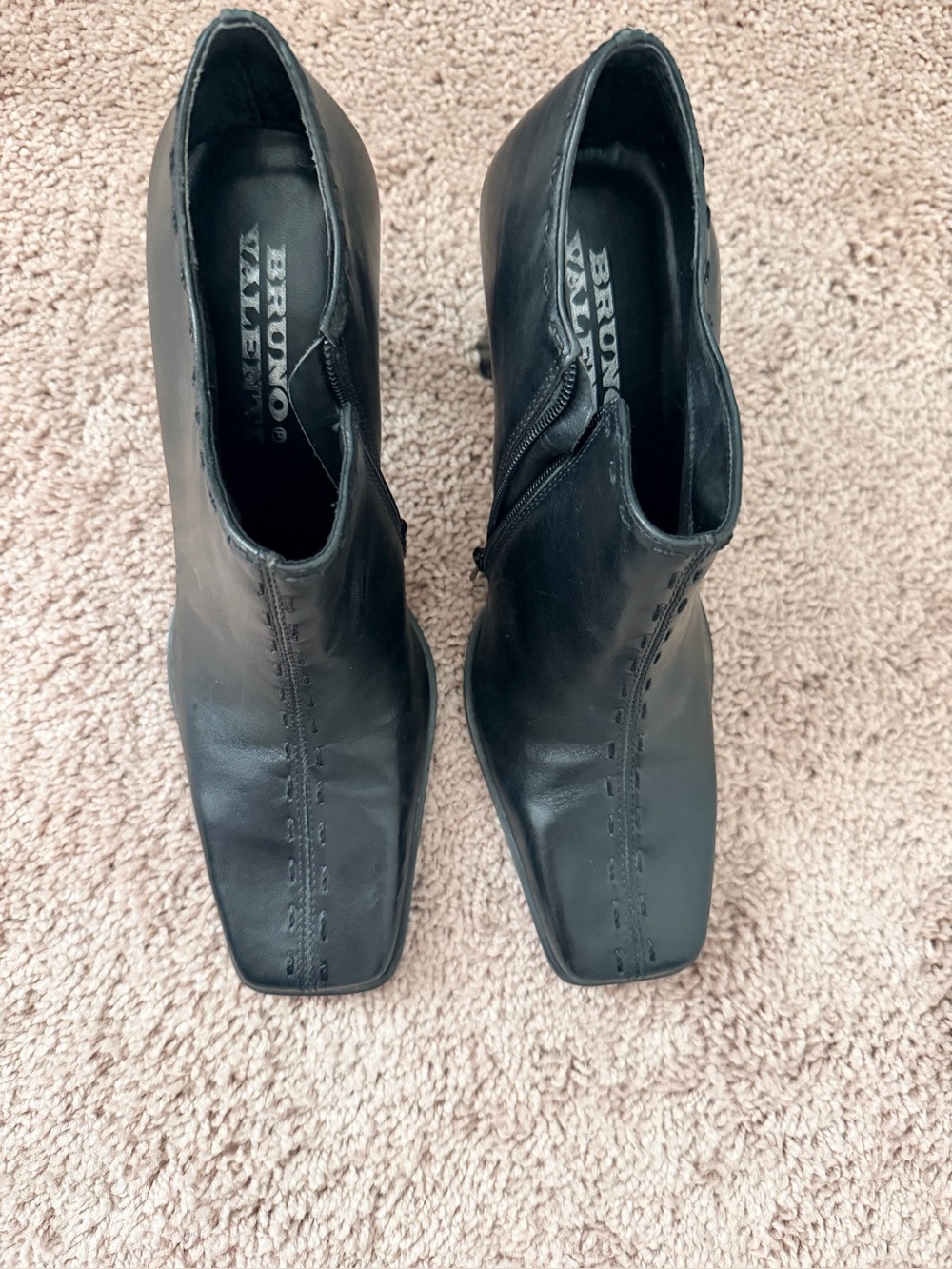 Bruno Valenti Black Leather Square-Toe Ankle Booties